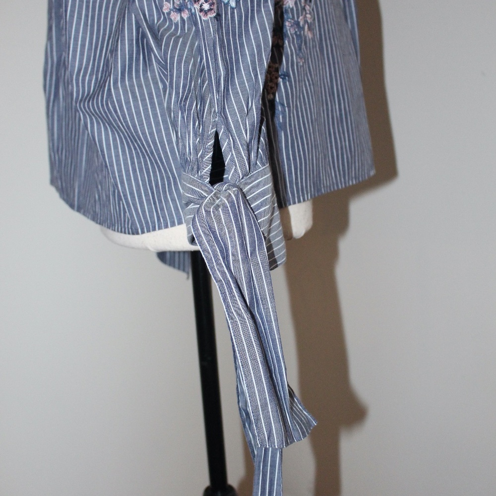 AEO flower embroidered stripe off the shoulder top...... - Picture 6 of 9